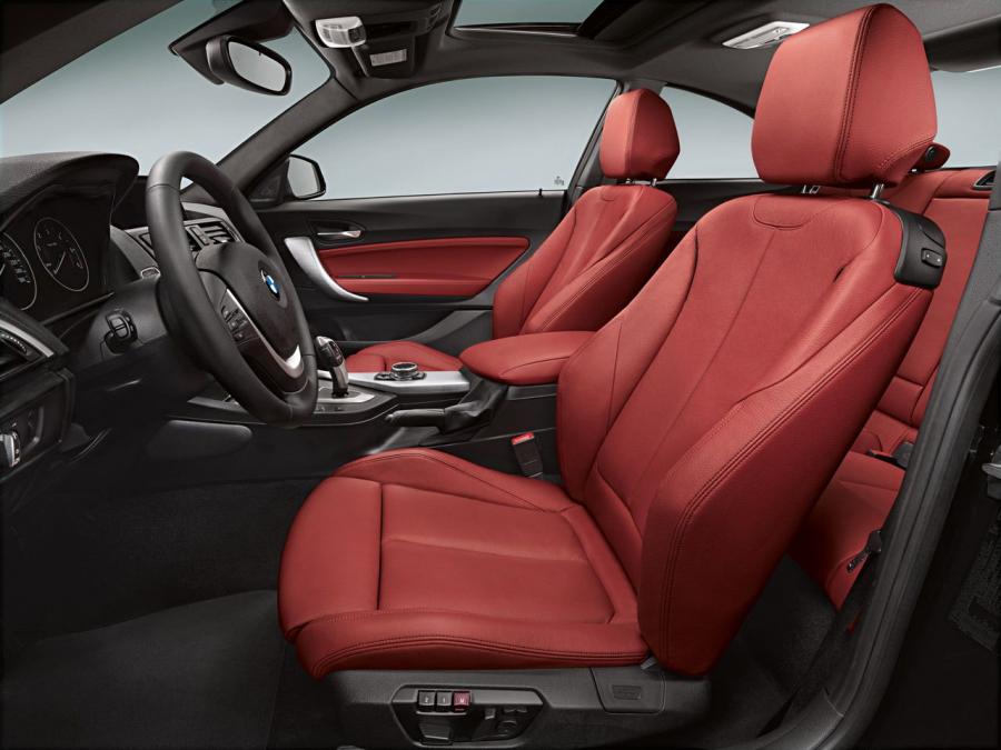  BMW 2-Series Coupe 2014 года  (фото 10 из 24)